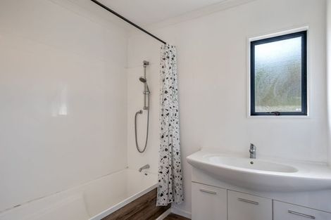 Photo of property in 118 Strathnaver Drive, Waikawa Beach, Levin, 5573