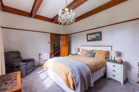 Photo of property in 17 Rhodes Street, Waimate, 7924