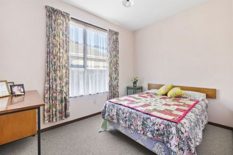 Photo of property in 392 Mairehau Road, Parklands, Christchurch, 8083