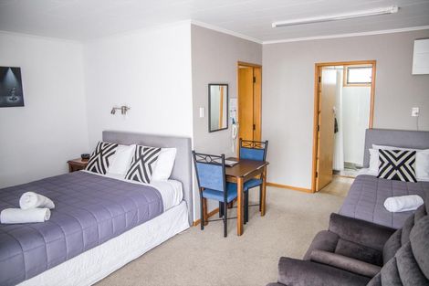 Photo of property in 163-165 Yarrow Street, Invercargill, 9810