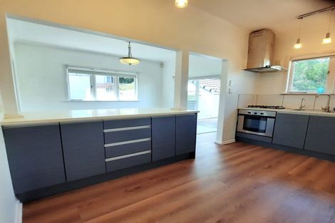 Photo of property in 32 Claude Road, Hillpark, Auckland, 2102