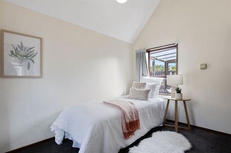 Photo of property in 43n Waimairi Road, Upper Riccarton, Christchurch, 8041