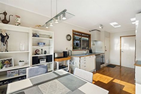 Photo of property in 1 Cranston Street, Torbay, Auckland, 0632