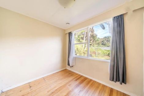 Photo of property in 29 Thomson Grove, Stokes Valley, Lower Hutt, 5019