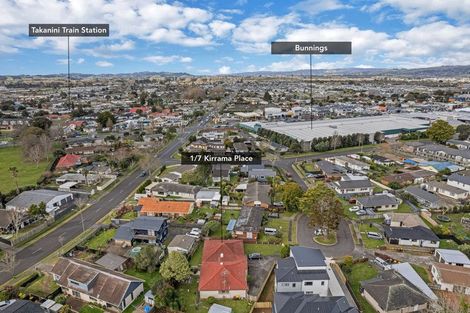 Photo of property in 7a Kirrama Place, Conifer Grove, Takanini, 2112