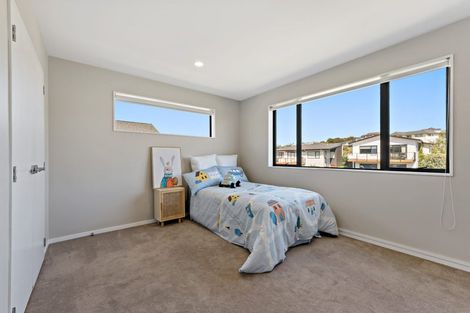 Photo of property in 1 Parkview Drive, Gulf Harbour, Whangaparaoa, 0930