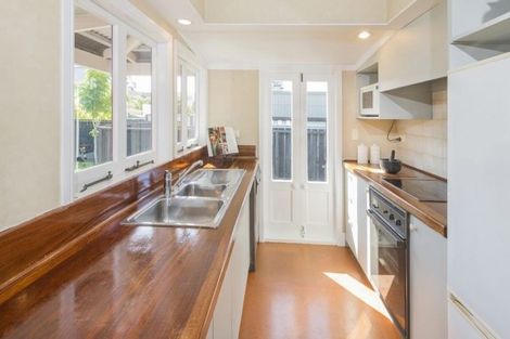 Photo of property in 1/53a Hattaway Avenue, Bucklands Beach, Auckland, 2012