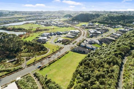 Photo of property in 123 Lakes Boulevard, Pyes Pa, Tauranga, 3112