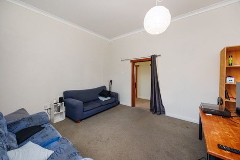 Photo of property in 27 Ada Street, Hokowhitu, Palmerston North, 4410