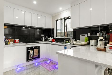 Photo of property in 63a Gray Avenue, Mangere East, Auckland, 2024