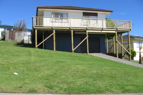 Photo of property in 29 Lendenfeld Drive, Papatoetoe, Auckland, 2025