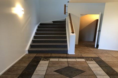 Photo of property in 1/12 Heath Avenue, Northcote, Auckland, 0627