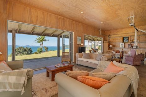 Photo of property in 899e Purangi Road, Cooks Beach, Whitianga, 3591