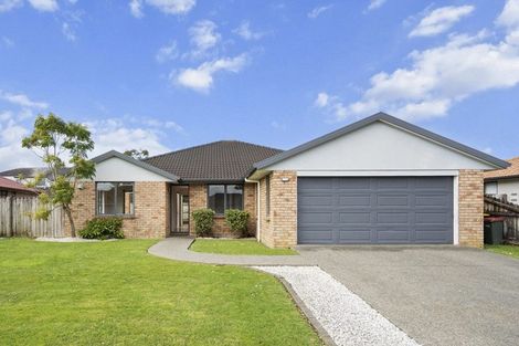 Photo of property in 94 Redcastle Drive, East Tamaki, Auckland, 2013