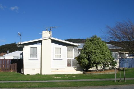 Photo of property in 1 Momona Street, Wainuiomata, Lower Hutt, 5014