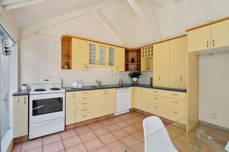 Photo of property in 2/8 Guinness Crescent, Ilam, Christchurch, 8041