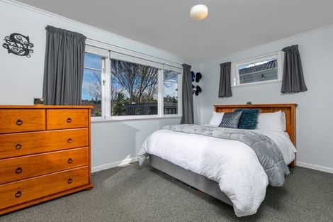 Photo of property in 15 Preston Avenue, Henderson, Auckland, 0610