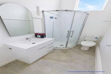 Photo of property in 297 Barbadoes Street, Christchurch Central, Christchurch, 8011