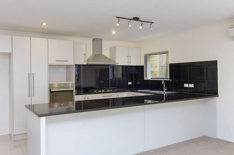 Photo of property in 44 Cape Vista Crescent, Pukekohe, 2120