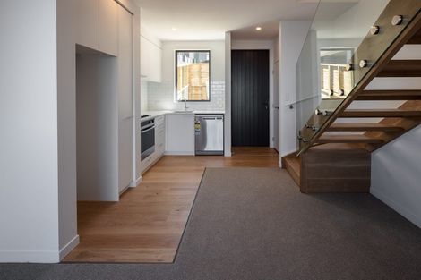 Photo of property in 1/52 High Street, Island Bay, Wellington, 6023