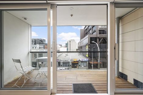 Photo of property in Monument Apartments, 3c/245 Wakefield Street, Te Aro, Wellington, 6011