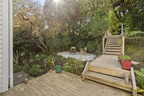 Photo of property in 2 Worcester Street, Wilton, Wellington, 6012