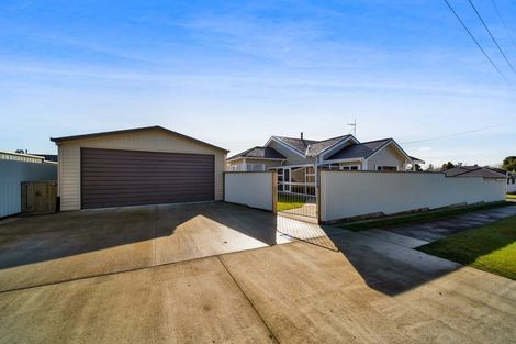 Photo of property in 16a Regan Street, Stratford, 4332