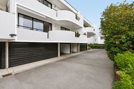 Photo of property in 2/55 Carlton Mill Road, Merivale, Christchurch, 8014
