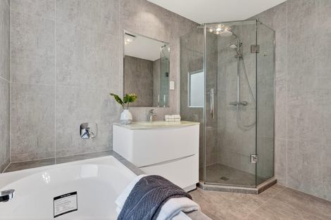 Photo of property in 41 Ascension Crescent, Orewa, 0931
