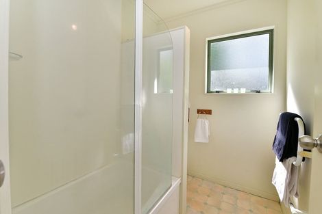 Photo of property in 12a Delshaw Avenue, Stanmore Bay, Whangaparaoa, 0932