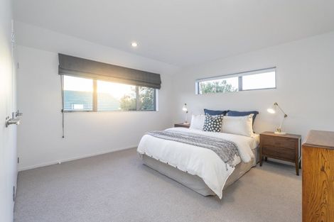 Photo of property in 15a St Michaels Avenue, Point Chevalier, Auckland, 1022