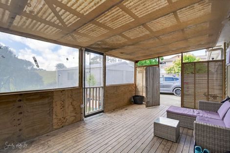 Photo of property in 20 View Street, Maungaturoto, 0520