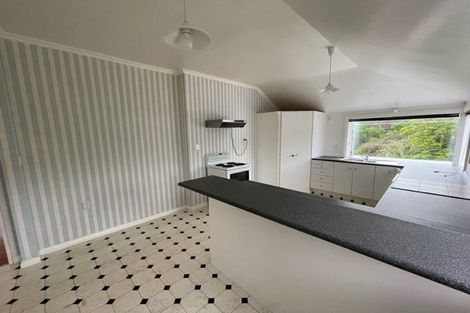 Photo of property in 34 Mandalay Terrace, Khandallah, Wellington, 6035