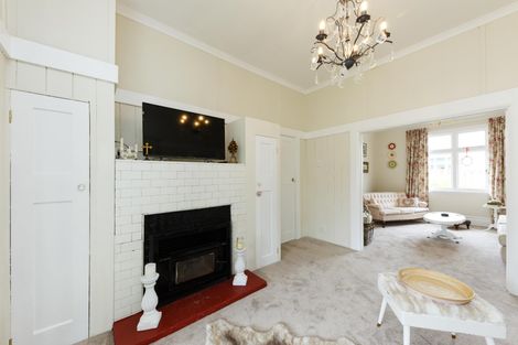 Photo of property in 12 Moerangi Street, West End, Palmerston North, 4410