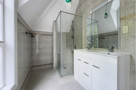 Photo of property in 14 Amreins Road, Waitakere, Henderson, 0782