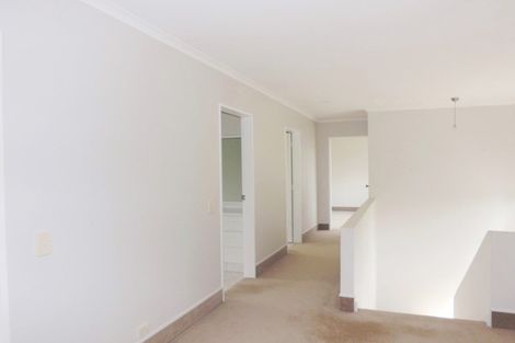 Photo of property in 8 Clifford Close, Levin, 5510