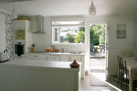 Photo of property in 33 Collins Street, Waikouaiti, 9510