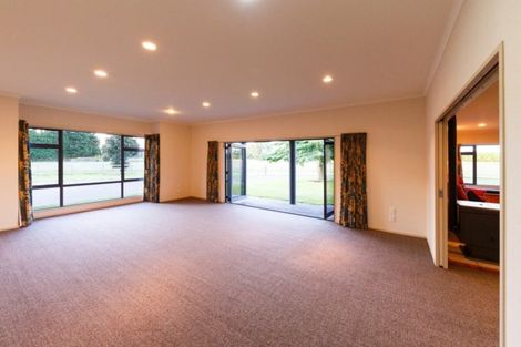 Photo of property in 12 White Horse Drive, Westbrook, Palmerston North, 4475