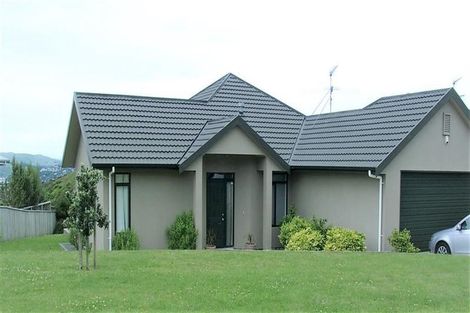 Photo of property in 14 Milford Street, Aotea, Porirua, 5024