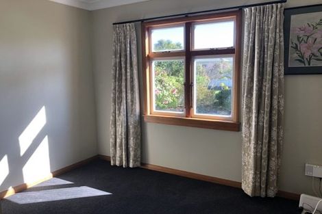 Photo of property in 32 Hardie Street, Hokowhitu, Palmerston North, 4410