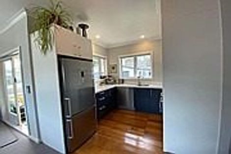 Photo of property in 79 Tipahi Street, Nelson South, Nelson, 7010