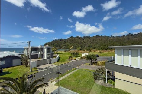 Photo of property in 107 Pohutukawa Crescent, Whangamata, 3620