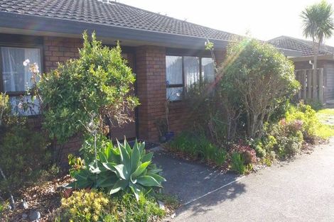 Photo of property in 2/409 West Coast Road, Glen Eden, Auckland, 0602