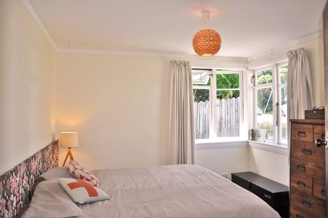 Photo of property in 23 Cumberland Street, Leigh, 0985