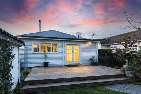 Photo of property in 138 Knowles Street, St Albans, Christchurch, 8052