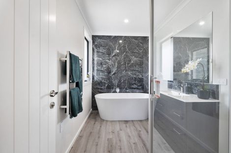 Photo of property in 36 Nannestads Line, Bunnythorpe, Palmerston North, 4775