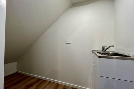 Photo of property in 2/12 Trist Place, Edgeware, Christchurch, 8013