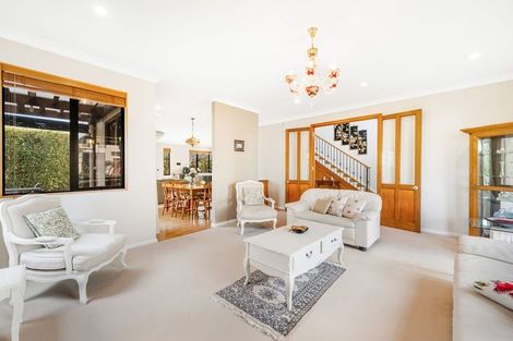 Photo of property in 6 Cherrywood Crescent, Northpark, Auckland, 2013