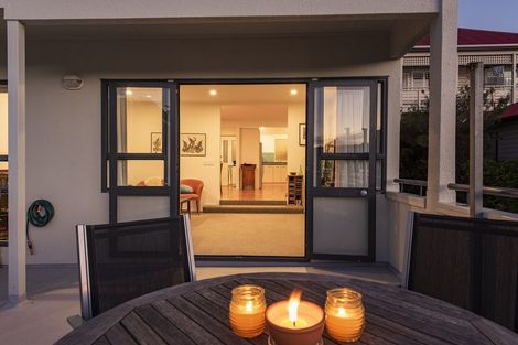 Photo of property in 6/88 Brougham Street, Mount Victoria, Wellington, 6011