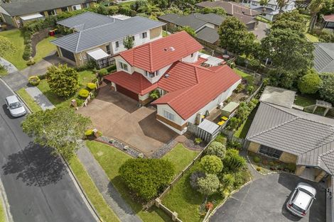 Photo of property in 8 Fulmar Way, Unsworth Heights, Auckland, 0632